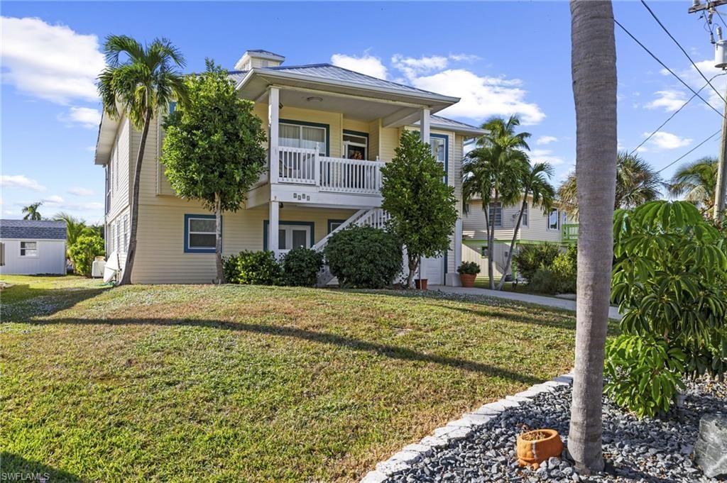 2291 Palm Ave, Saint James City, FL 33956 Photo