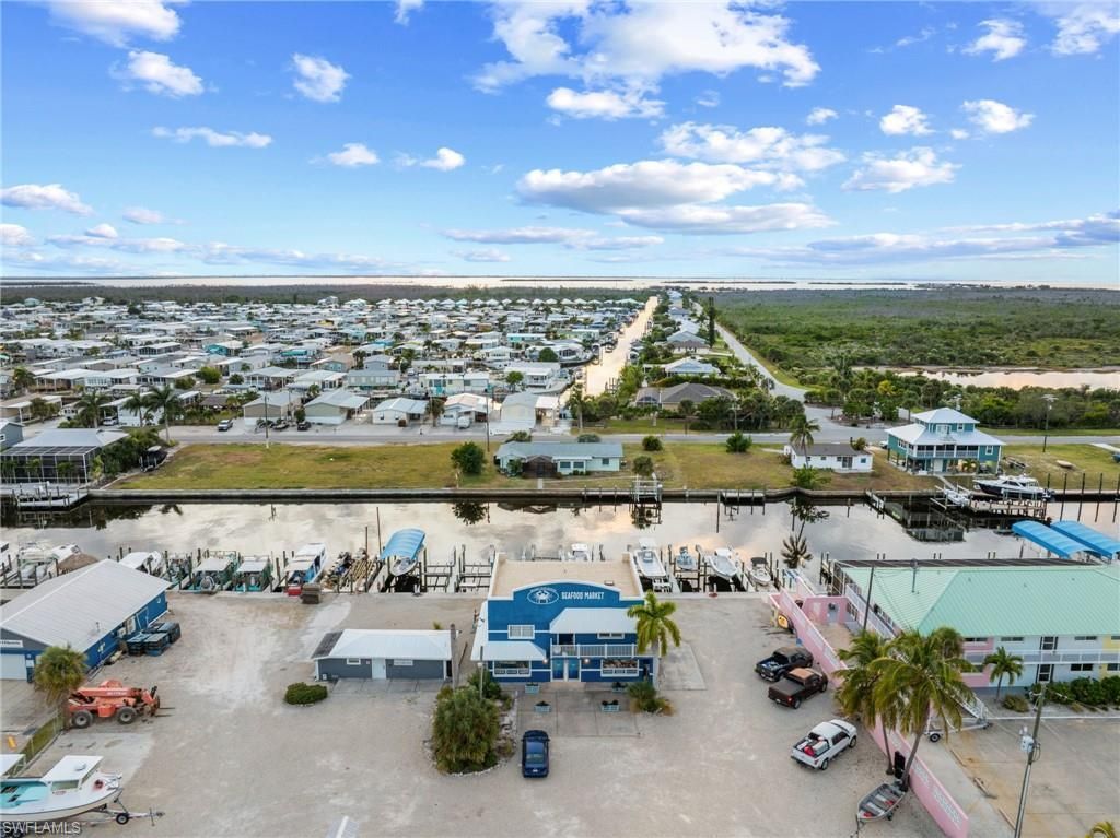 2291 Palm Ave, Saint James City, FL 33956 Photo