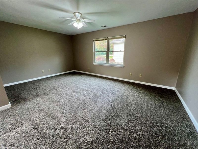 406 Orchard Hill, Leetonia, OH 44431 Photo 2