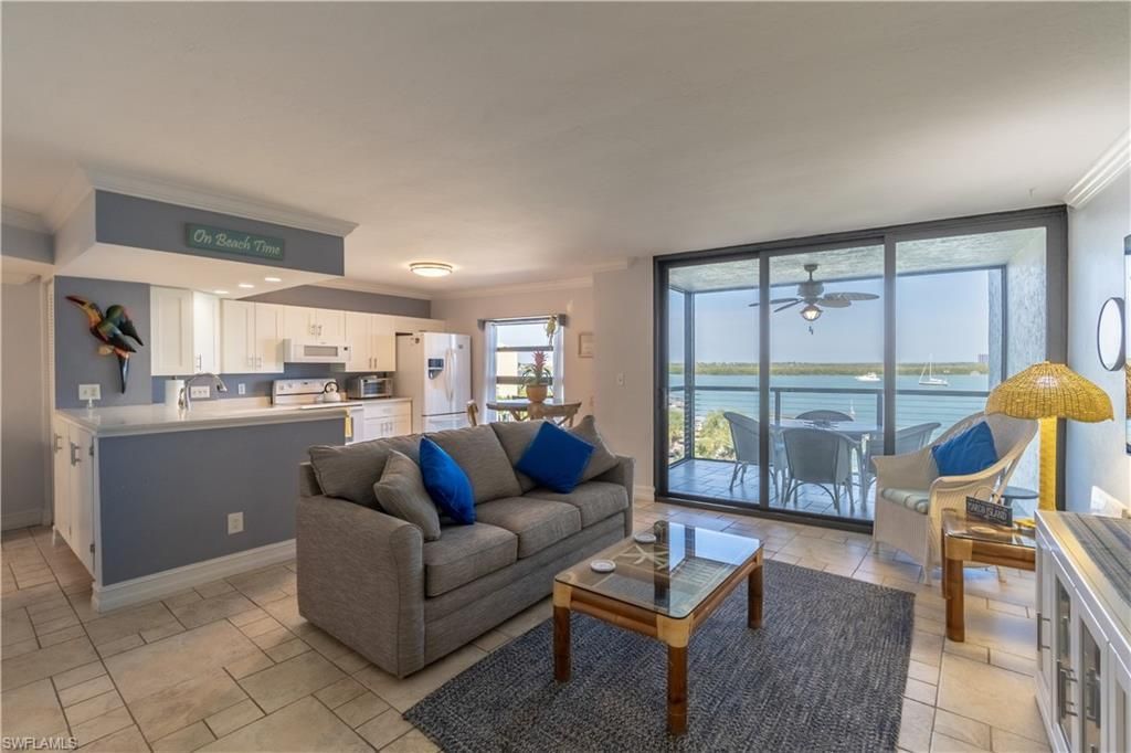 1085 Bald Eagle Dr, Unit E505, Marco Island, FL 34145 Photo