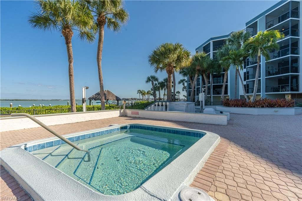 1085 Bald Eagle Dr, Unit E505, Marco Island, FL 34145 Photo