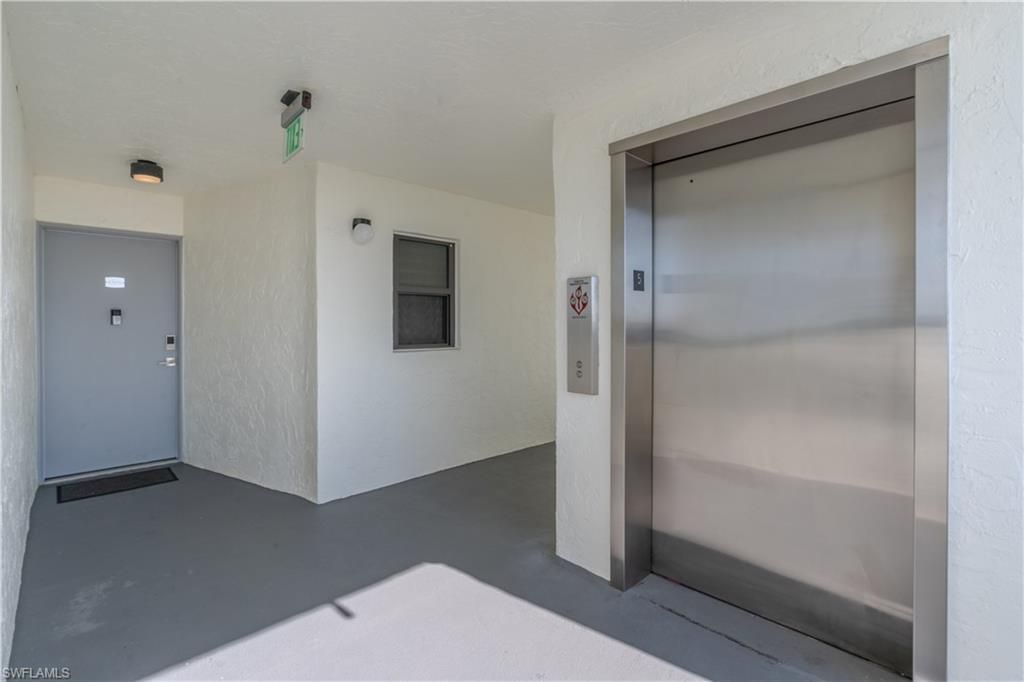 1085 Bald Eagle Dr, Unit E505, Marco Island, FL 34145 Photo