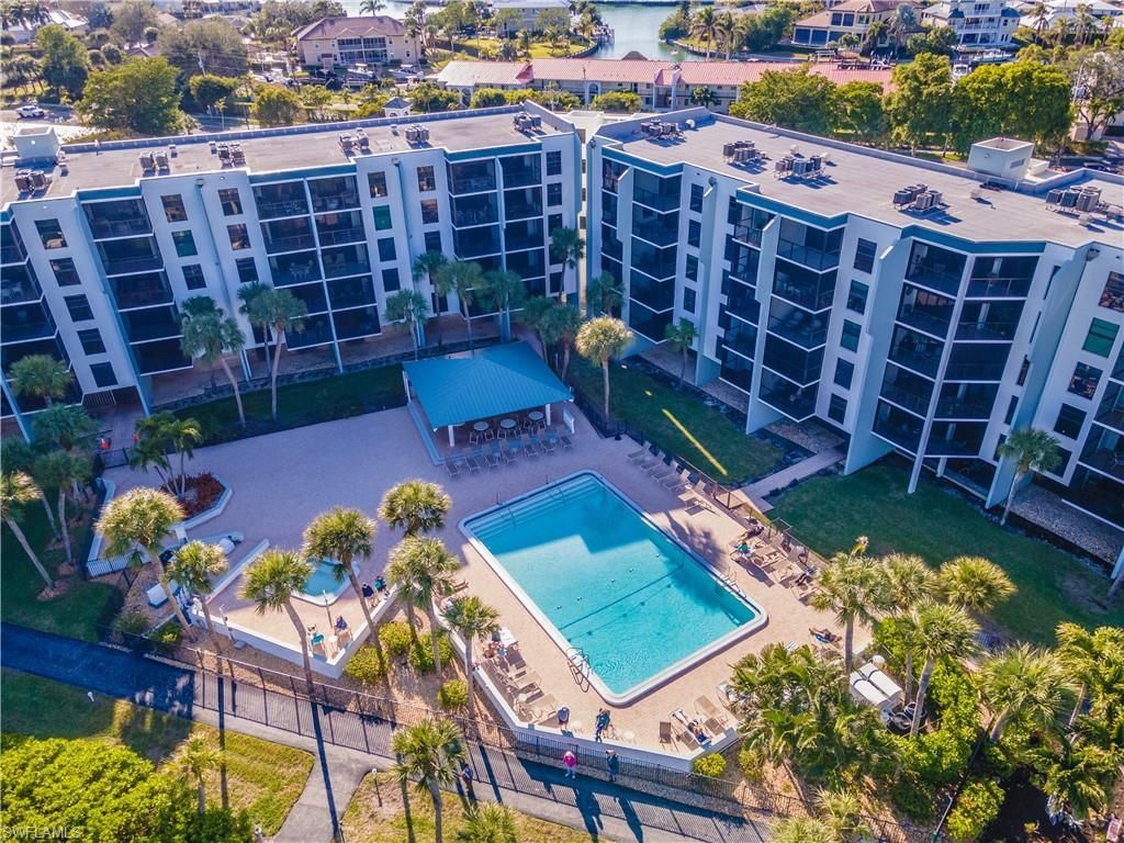 1085 Bald Eagle Dr, Unit E505, Marco Island, FL 34145 Photo