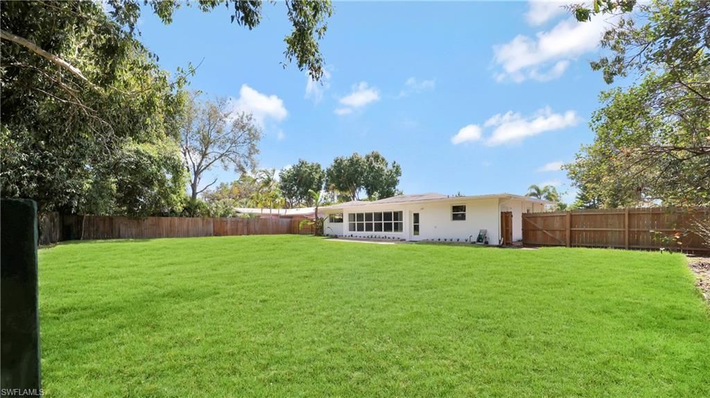 1235 Diana Ave, Naples, FL 34103 Photo