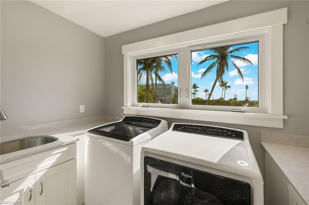 460 E Gulf Dr, Sanibel, FL 33957 Photo
