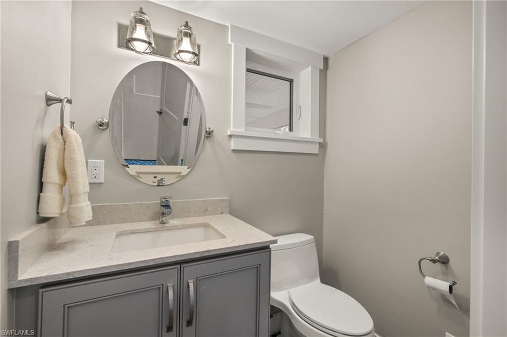 460 E Gulf Dr, Sanibel, FL 33957 Photo
