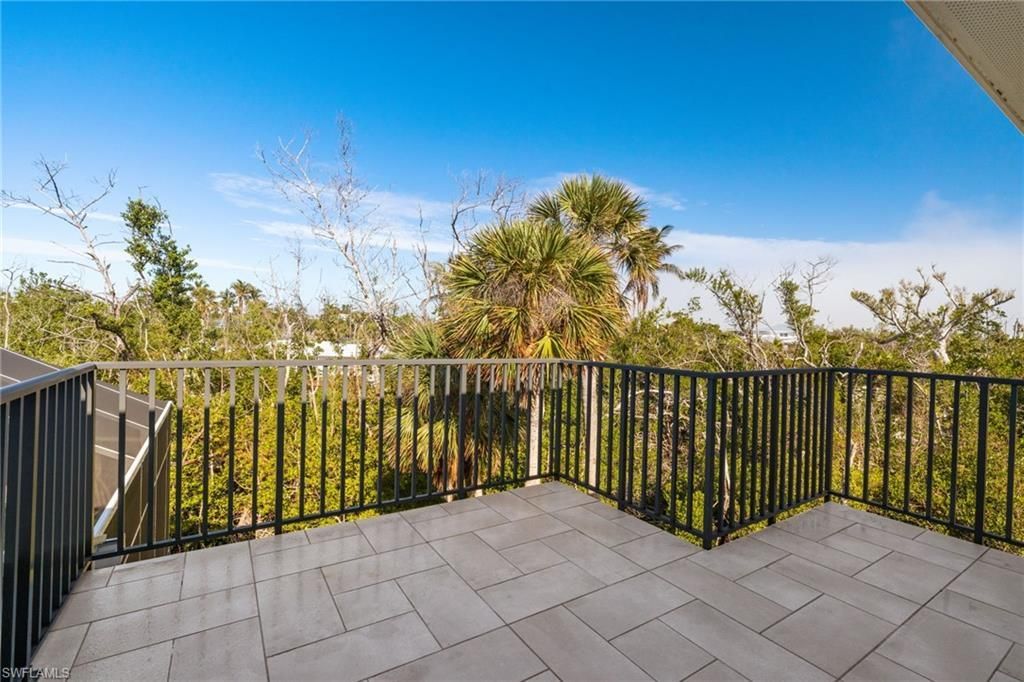 460 E Gulf Dr, Sanibel, FL 33957 Photo