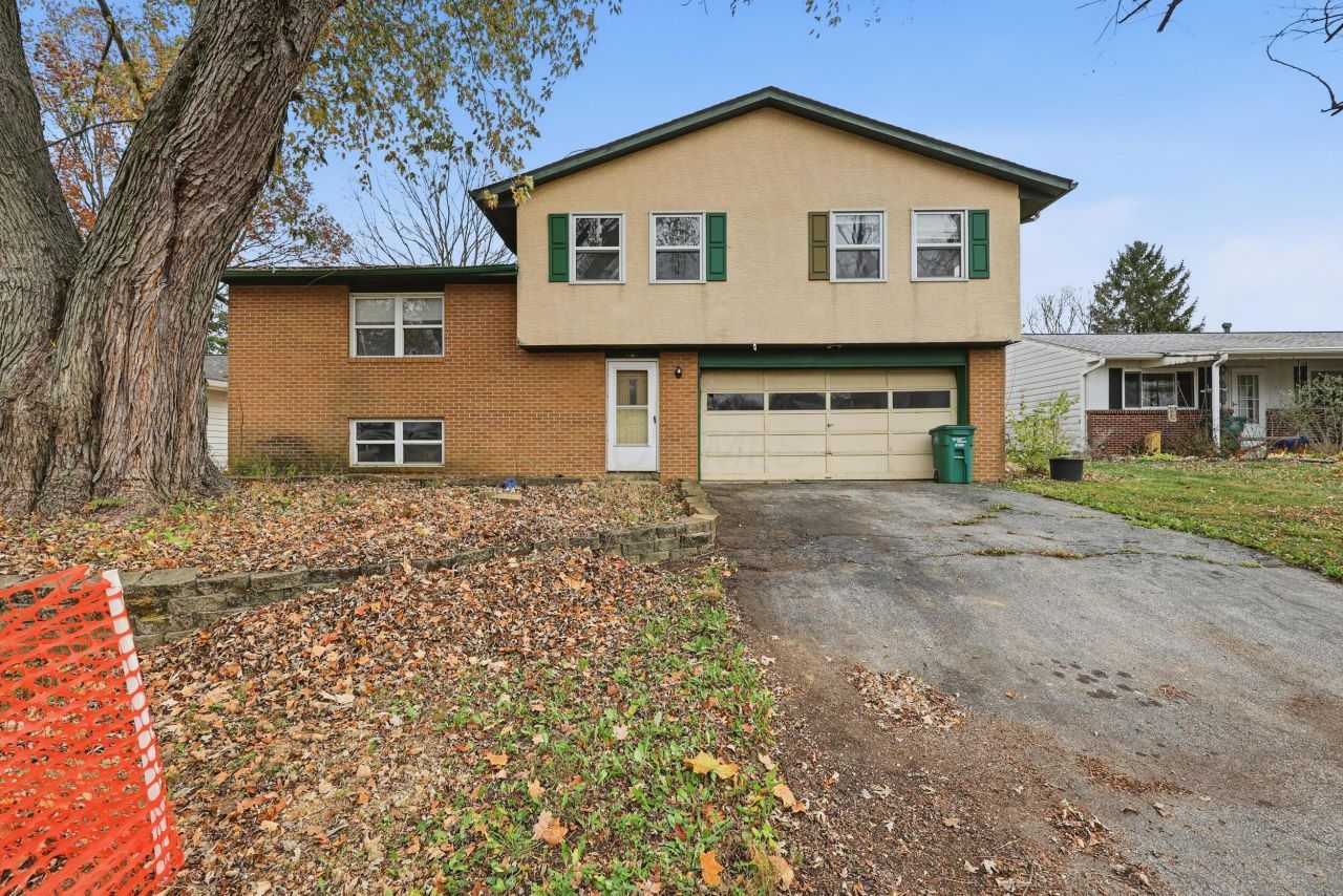 602 Heritage Boulevard, Delaware, OH 43015 Main Photo