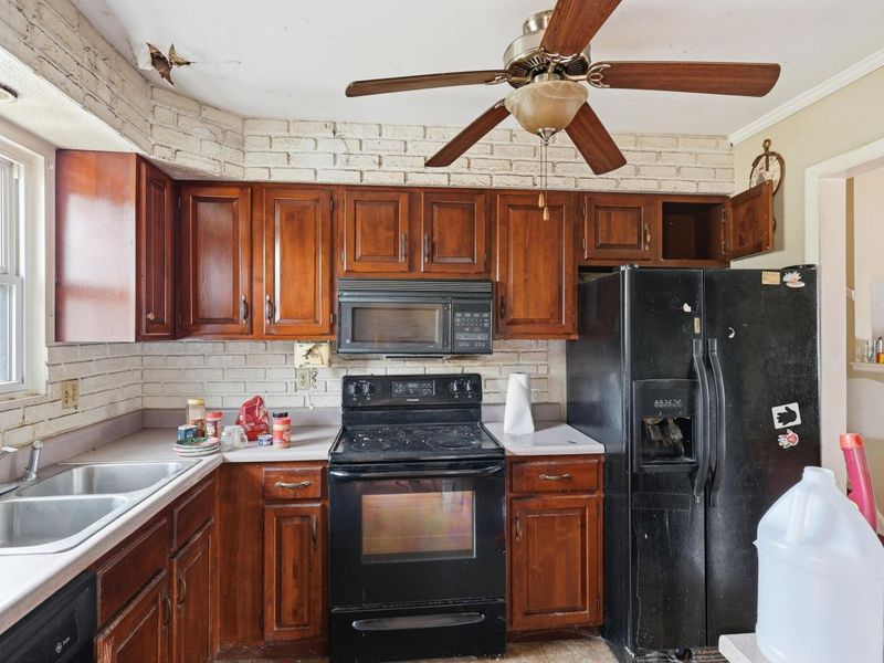 602 Heritage Boulevard, Delaware, OH 43015 Photo 6