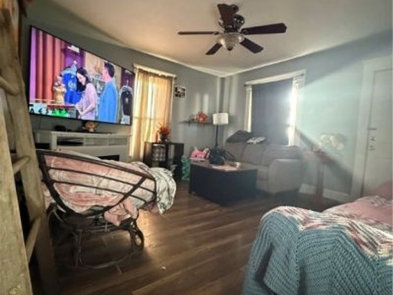 380 S 10th Street, Coshocton, OH 43812 Photo 3