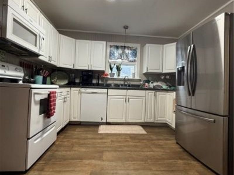 380 S 10th Street, Coshocton, OH 43812 Photo 5