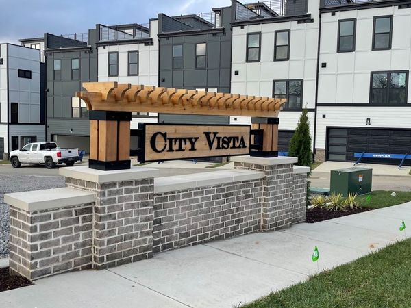 221 Harmony Aly, Nashville, TN 37207