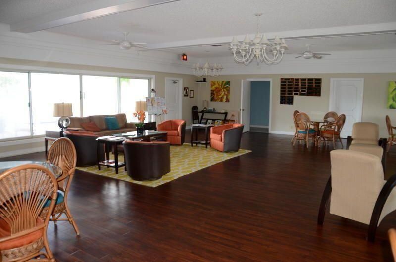 10101 S 44th Drive S, Unit 385, Boynton Beach, FL 33436 Photo