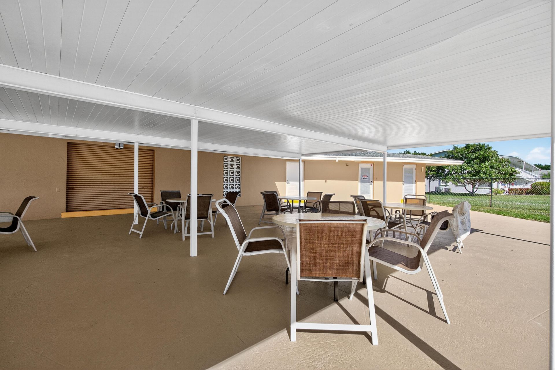 71 Canterbury C, Unit 71, West Palm Beach, FL 33417 Photo