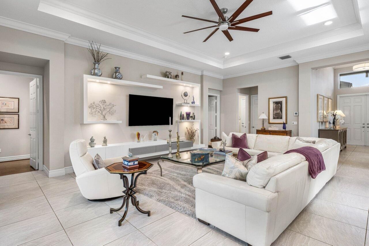 9037 Golden Mountain Circle, Boynton Beach, FL 33473 Photo