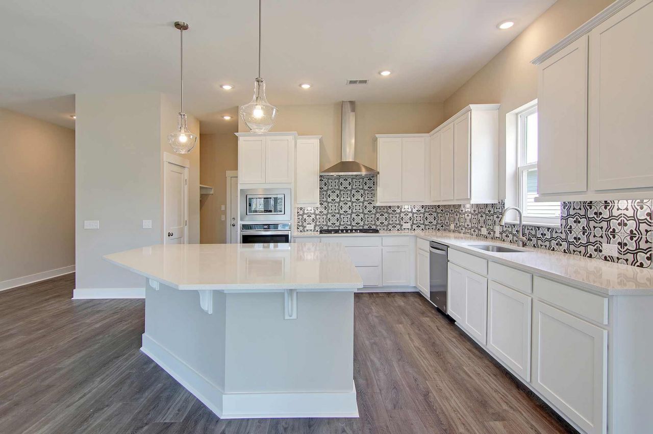 1213 Harriman Lane Photo 6