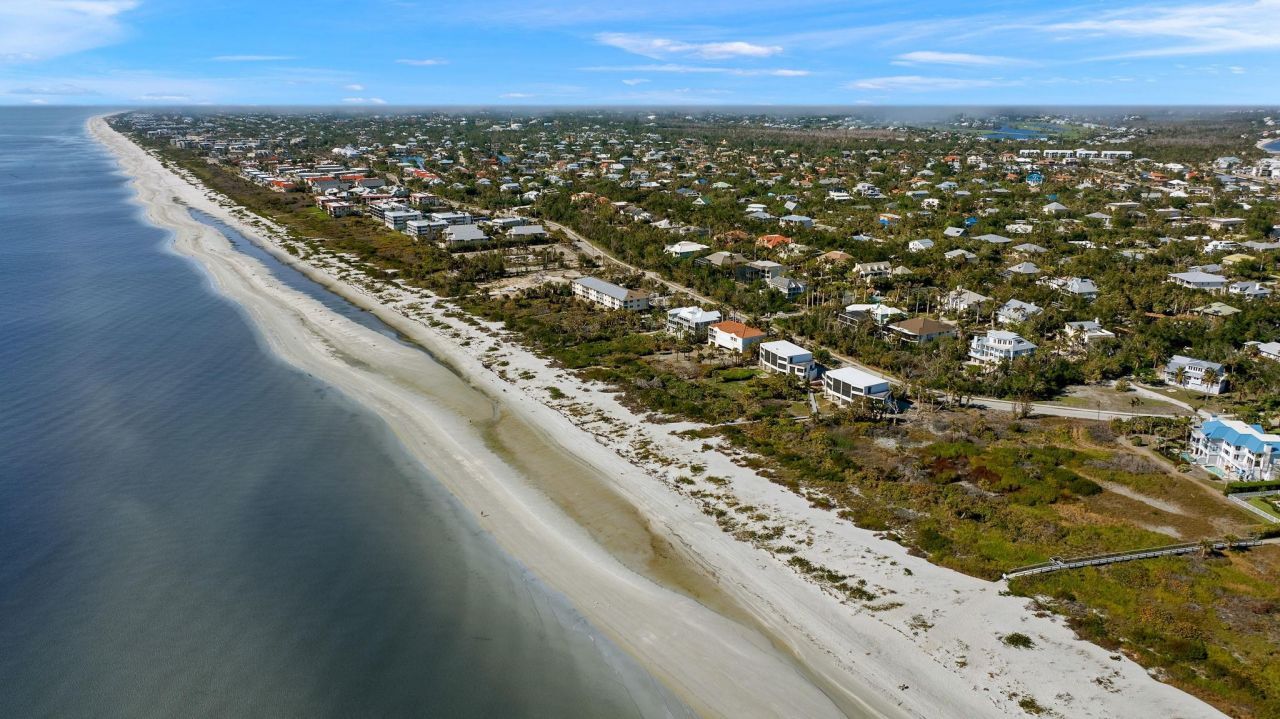 466 E Gulf Dr, Sanibel, FL 33957 Photo