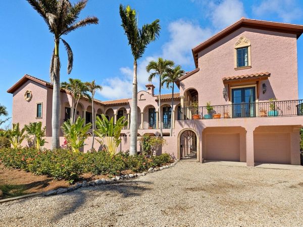 4972 Joewood Dr, Sanibel, FL 33957