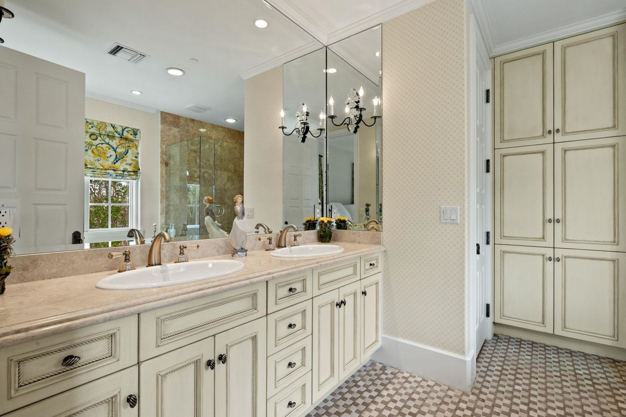 4972 Joewood Dr, Sanibel, FL 33957 Photo