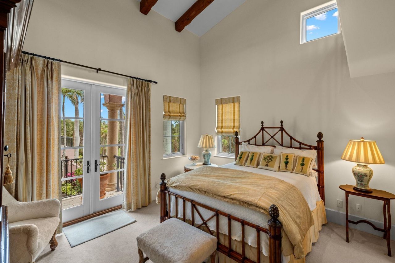 4972 Joewood Dr, Sanibel, FL 33957 Photo