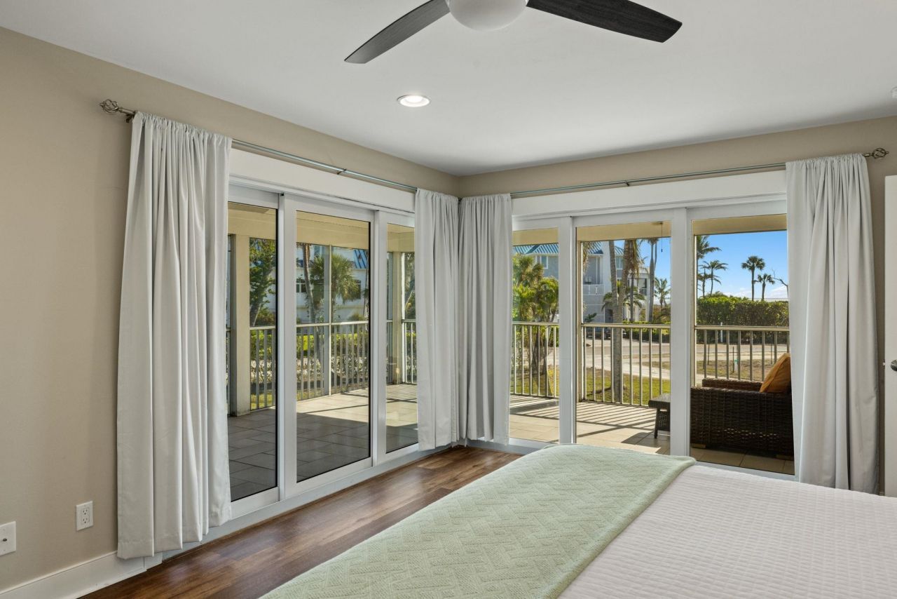 460 E Gulf Dr, Sanibel, FL 33957 Photo