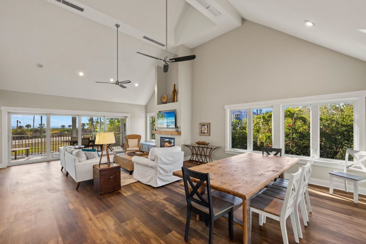 460 E Gulf Dr, Sanibel, FL 33957 Photo