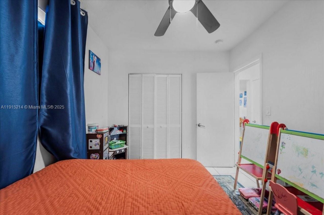 640 NE 168th St, North Miami Beach, FL 33162 Photo