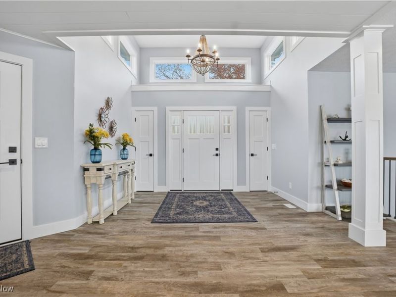 1531 Lake Crest Drive, Roaming Shores, OH 44084 Photo 12