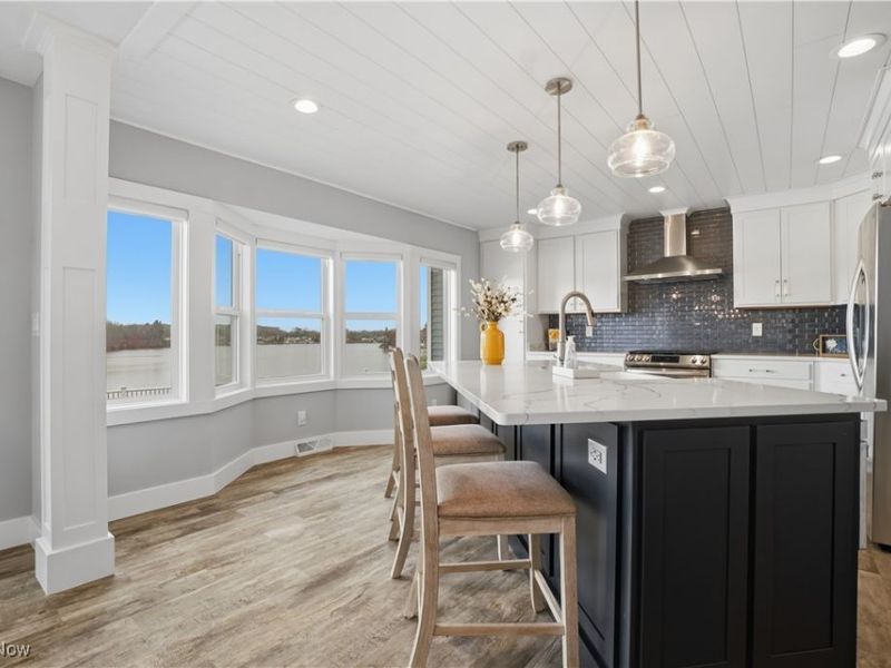 1531 Lake Crest Drive, Roaming Shores, OH 44084 Photo 16