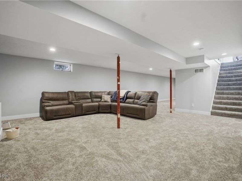 1531 Lake Crest Drive, Roaming Shores, OH 44084 Photo 42