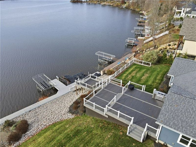 1531 Lake Crest Drive, Roaming Shores, OH 44084 Photo 7