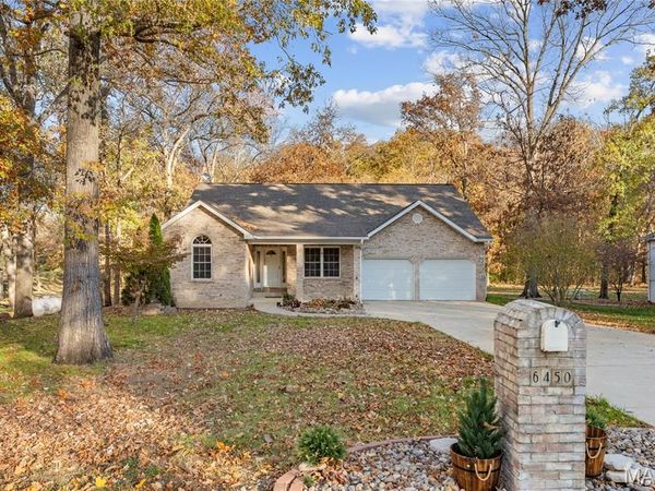 6450 Timber Lane Drive, Mascoutah, IL 62258