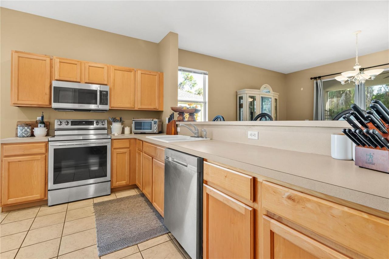 8860 Founders Circle, Palmetto, FL 34221 Photo