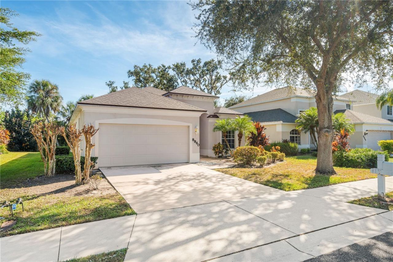 8860 Founders Circle, Palmetto, FL 34221 Photo