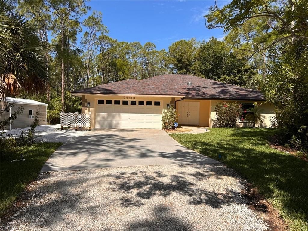 24410 Mountain View Dr, Bonita Springs, FL 34135 Main Photo
