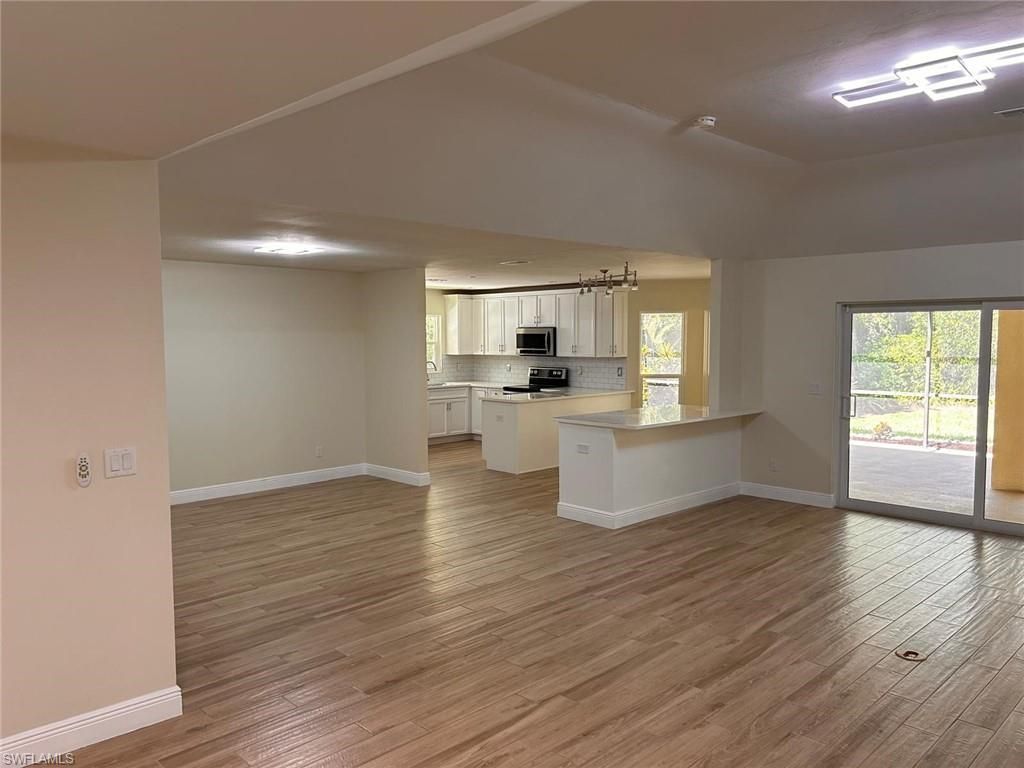 24410 Mountain View Dr, Bonita Springs, FL 34135 Photo