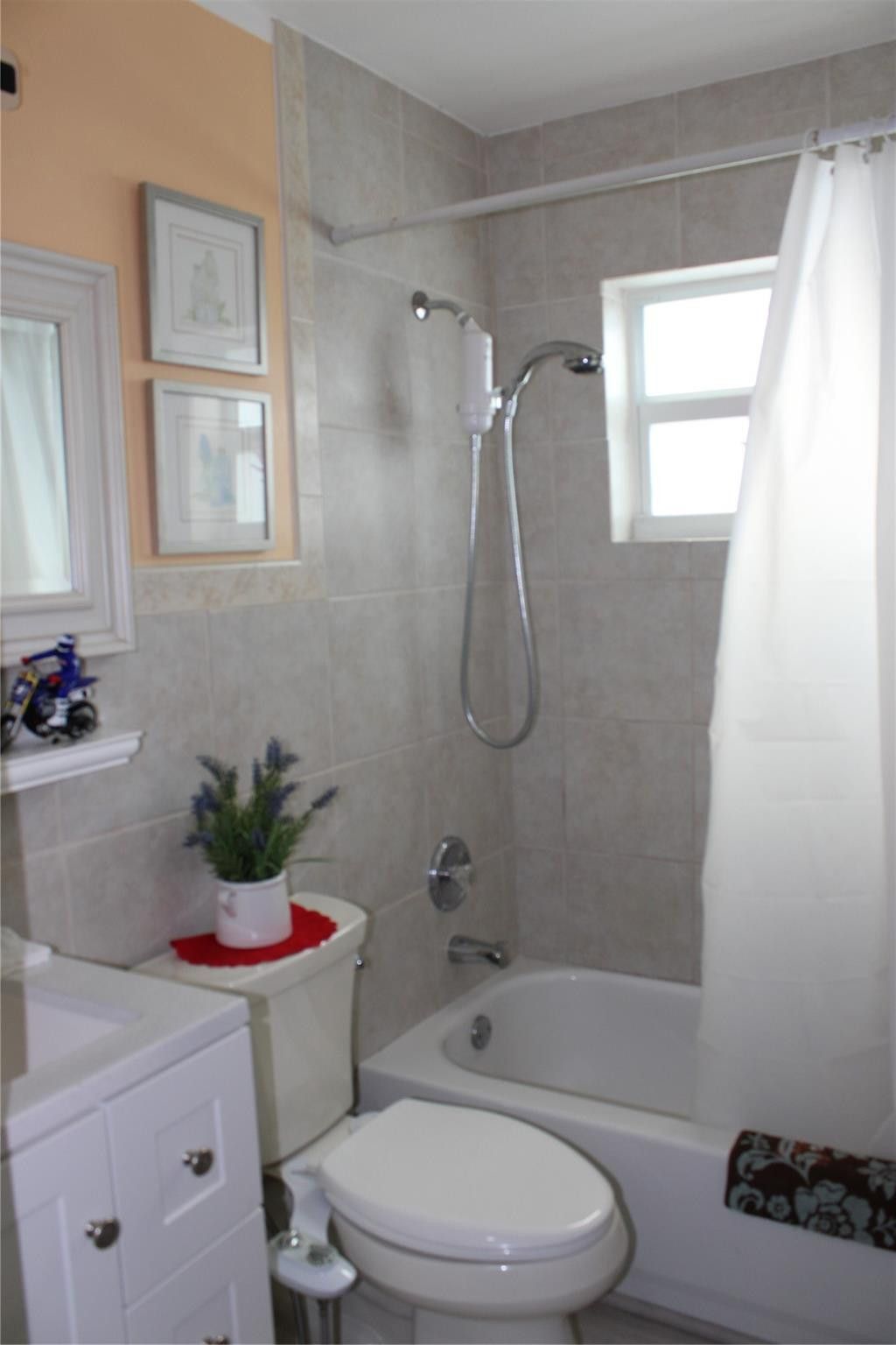 1625 NW 68th Terrace, Margate, FL 33063 Photo