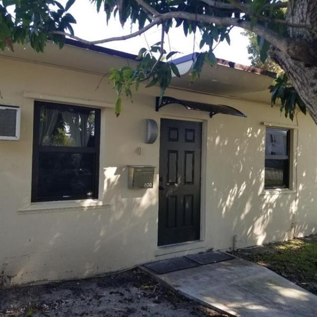 803 NE 8th Street, Hallandale Beach, FL 33009 Photo