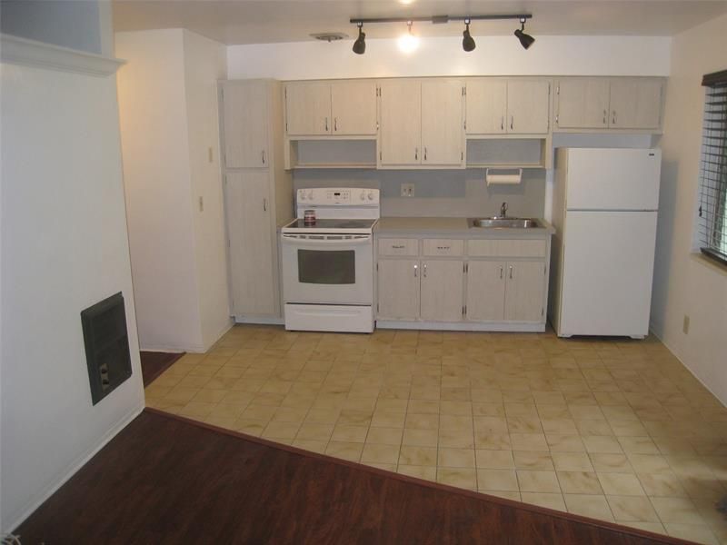 803 NE 8th Street, Hallandale Beach, FL 33009 Photo