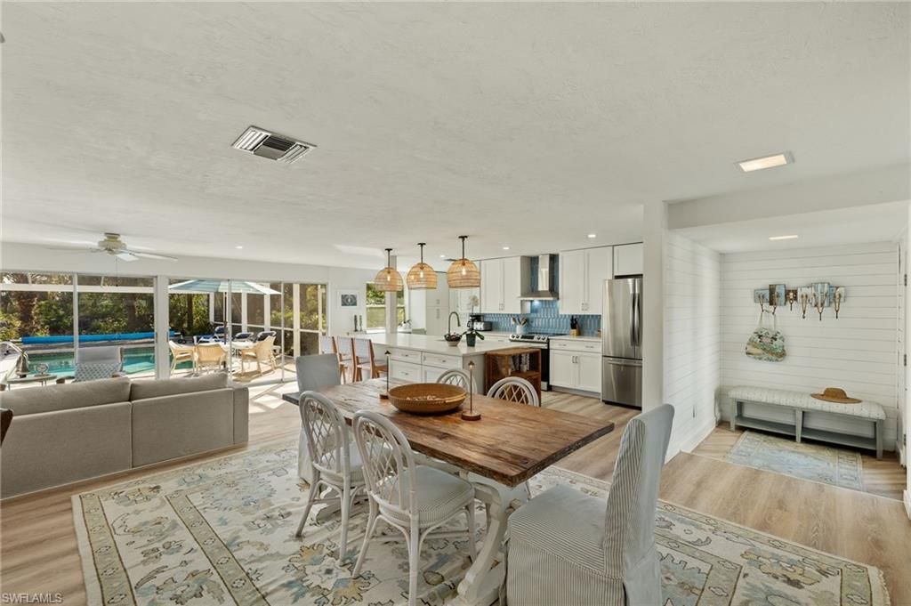 486 Lake Murex Cir, Sanibel, FL 33957 Photo