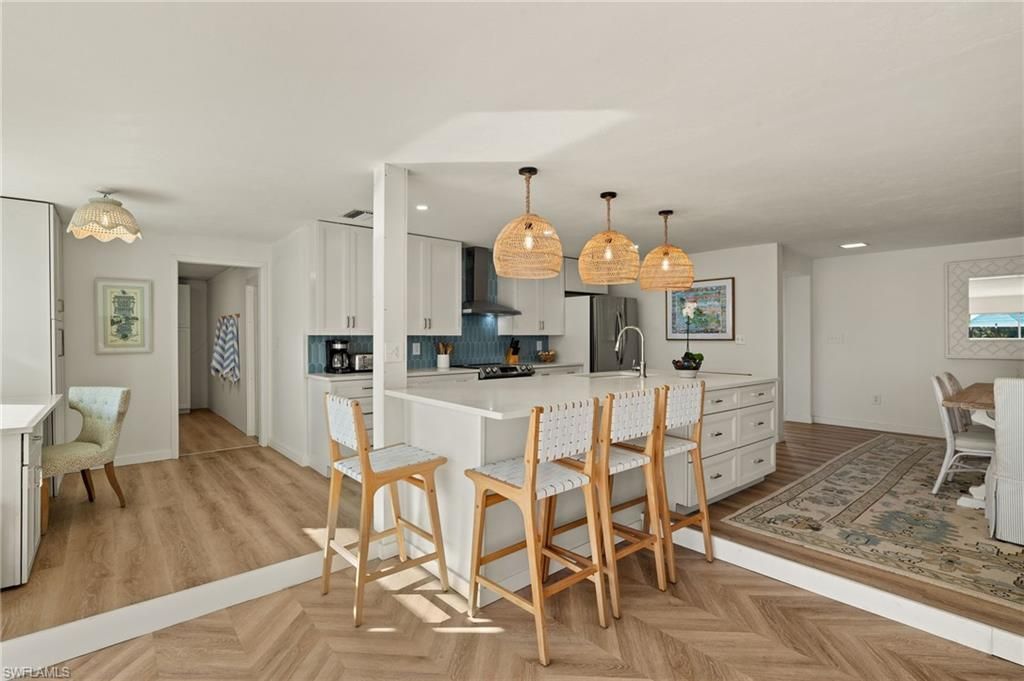 486 Lake Murex Cir, Sanibel, FL 33957 Photo