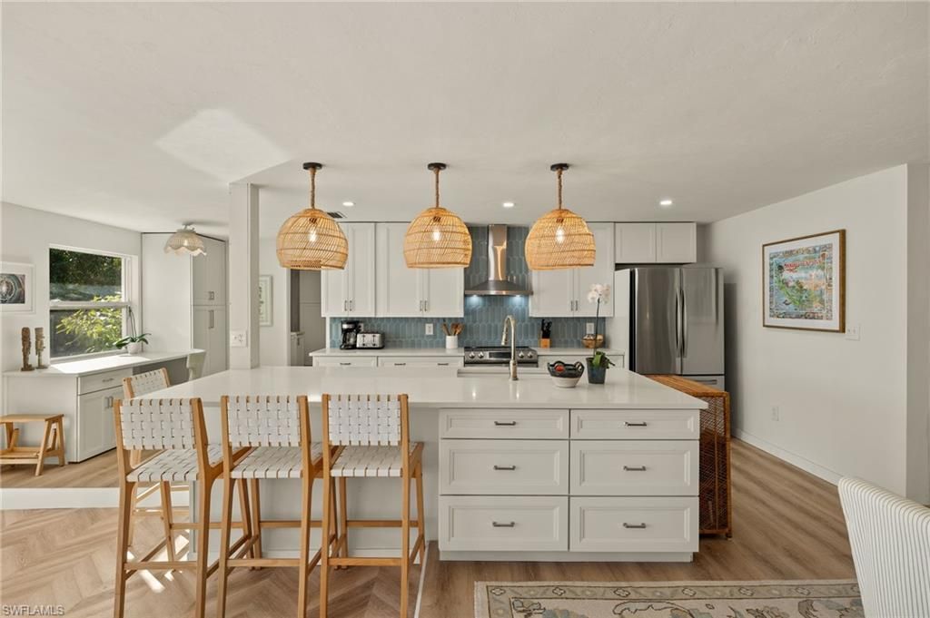 486 Lake Murex Cir, Sanibel, FL 33957 Photo