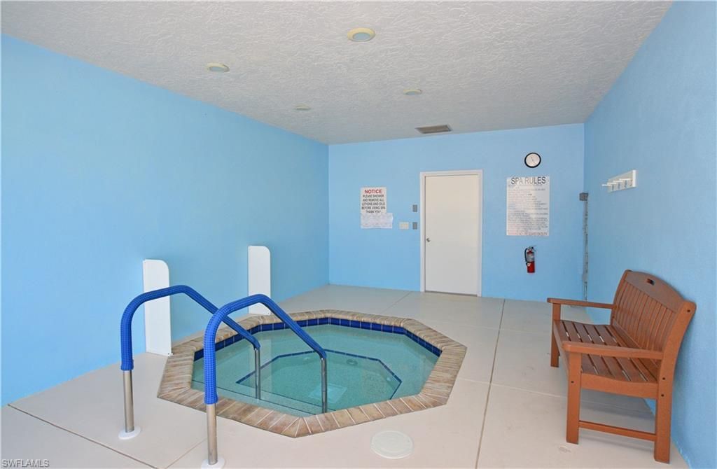 7076 E Brandywine Cir, Fort Myers, FL 33919 Photo