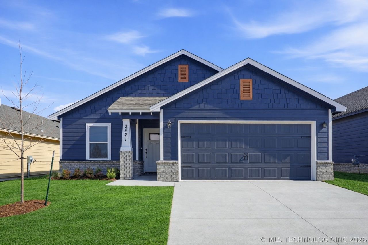 3427 N Gum Place, Broken Arrow, OK 74014 Main Photo