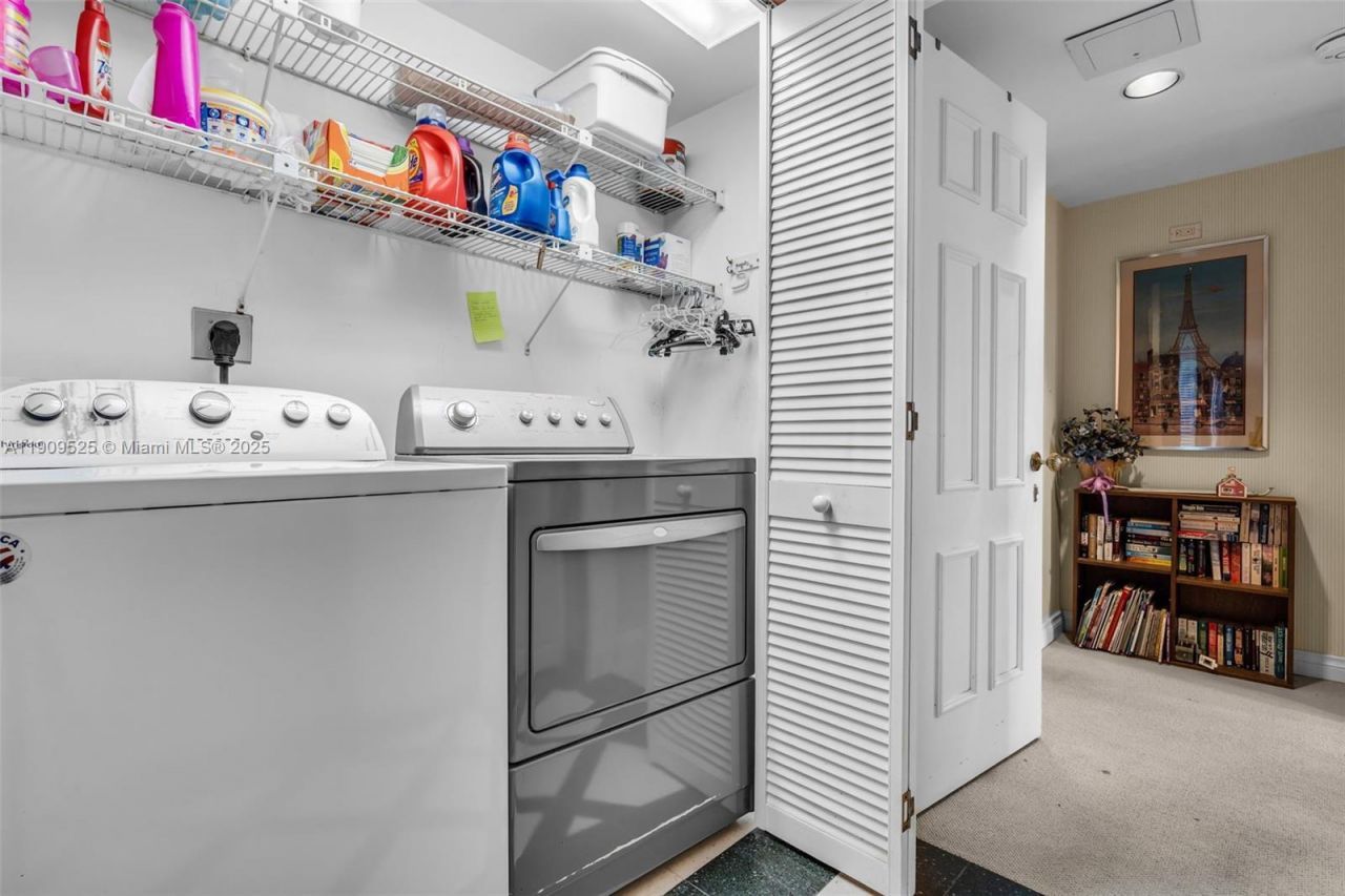 151 Crandon Blvd, Unit 1226, Key Biscayne, FL 33149 Photo