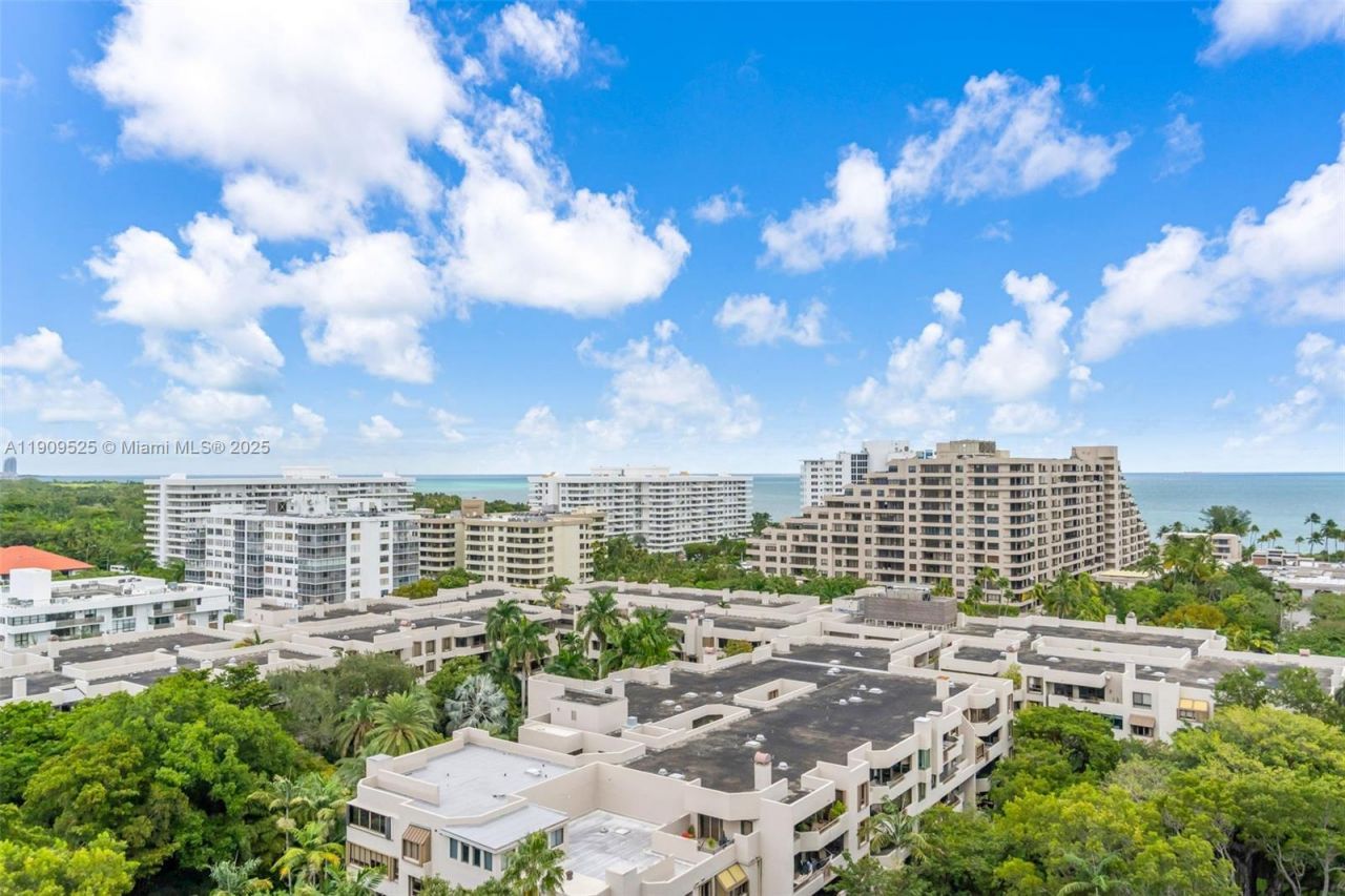 151 Crandon Blvd, Unit 1226, Key Biscayne, FL 33149 Photo