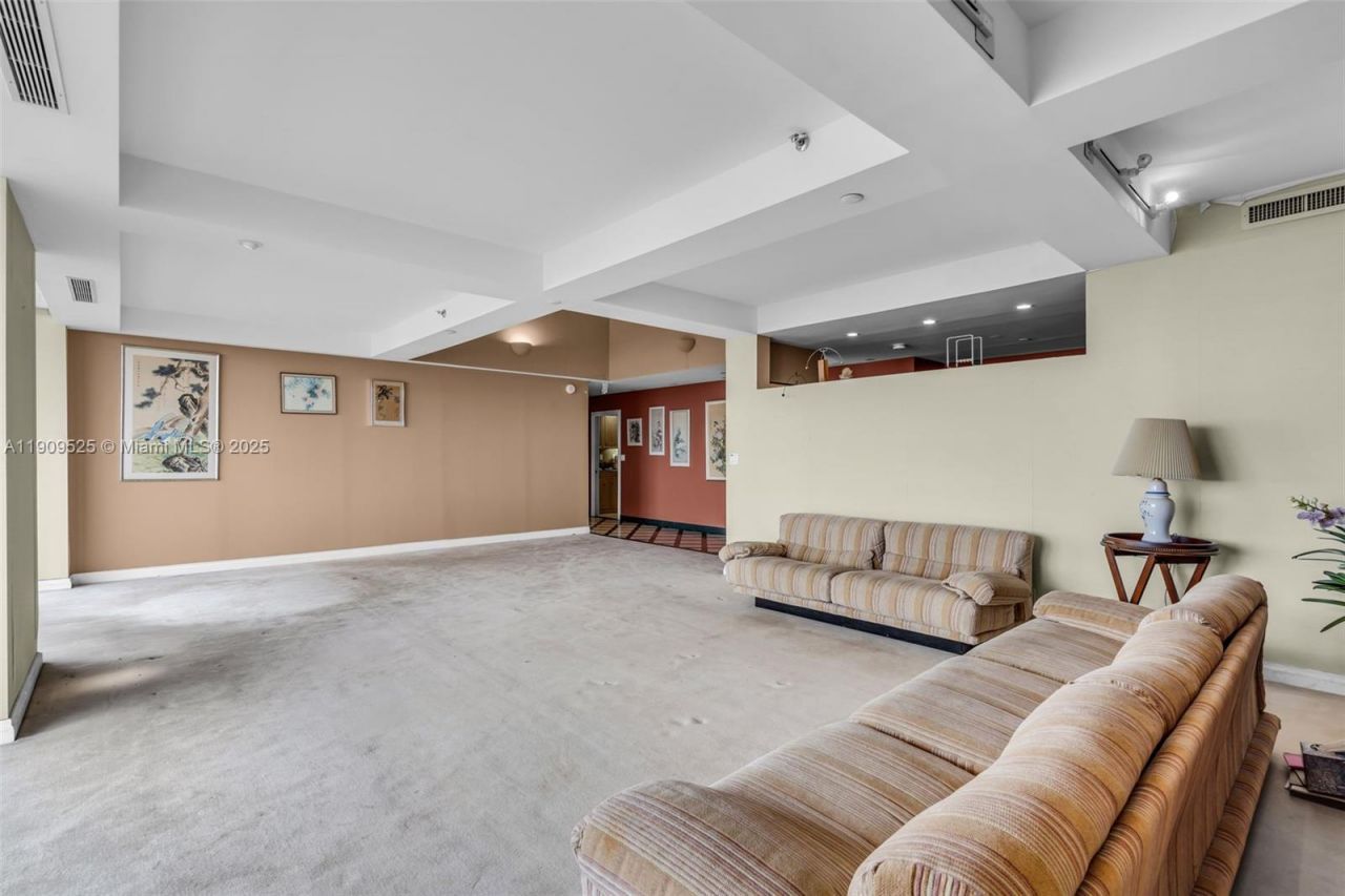 151 Crandon Blvd, Unit 1226, Key Biscayne, FL 33149 Photo