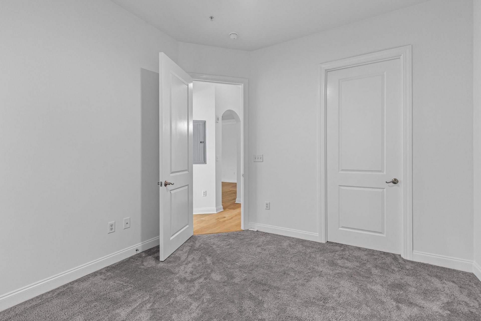 200 River Landing Drive Photo 18