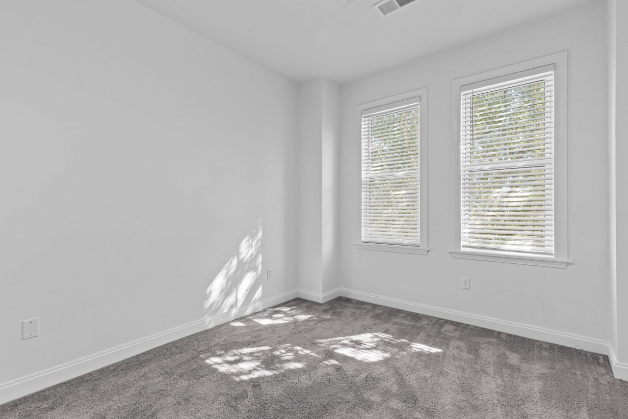 200 River Landing Drive Photo 21