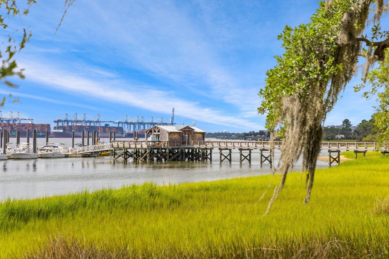 200 River Landing Drive Photo 37